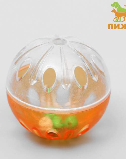 Шарик для кошек "Веселая семейка" с пластиковыми шариками внутри, 4,2 см